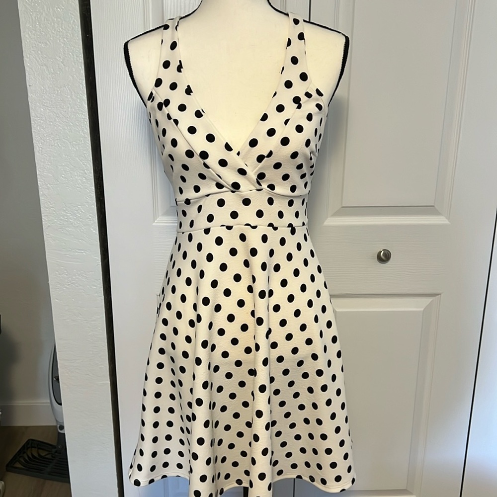 Polk-a-dot dress 👗
